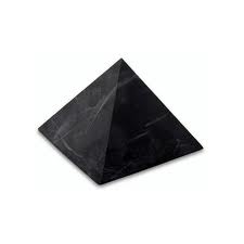 Pyramida šungitová 10x10cm